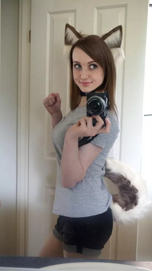 Nya nya!~ Will you be my myaster?~