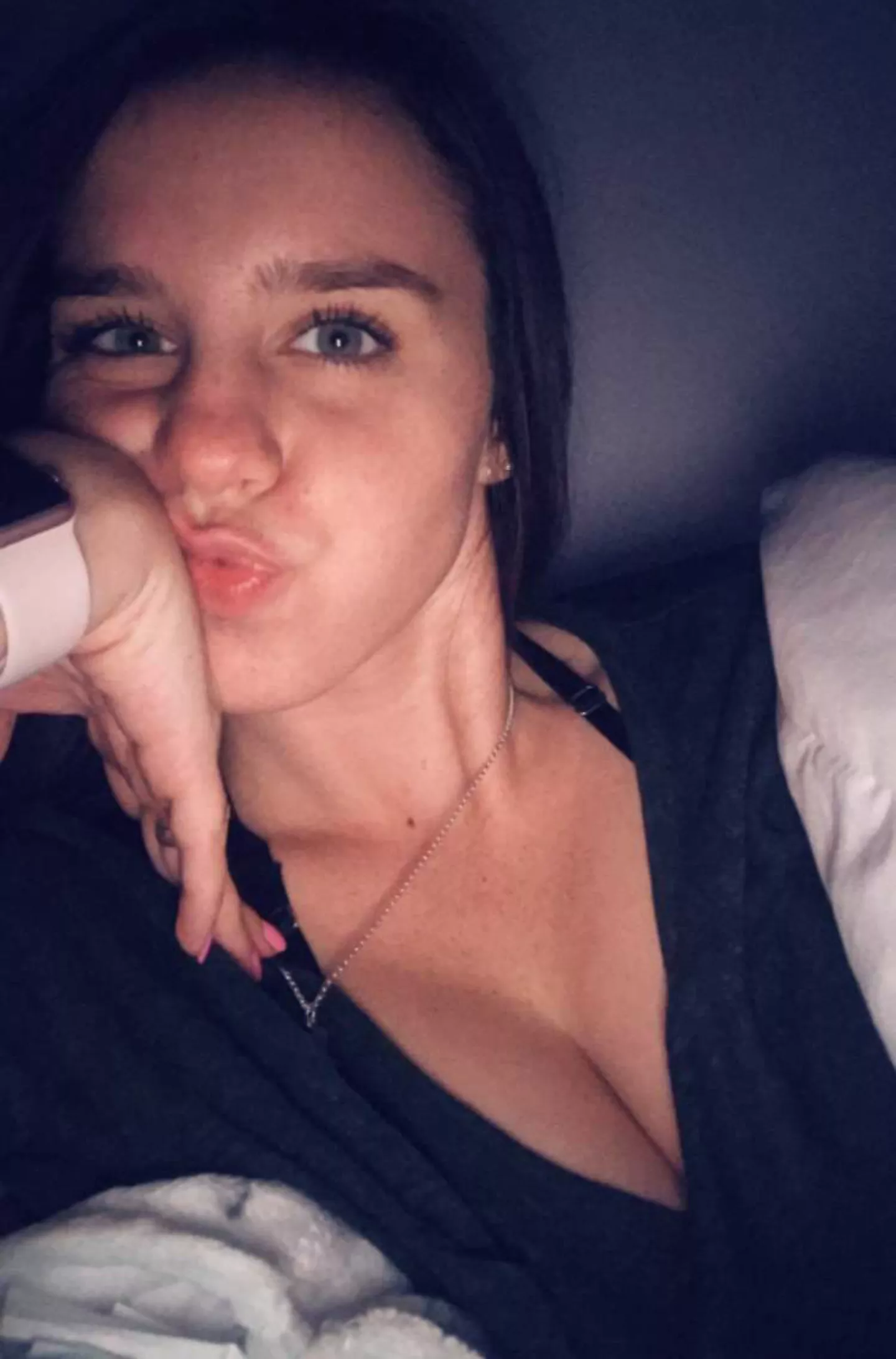 On a scale 1-10 how much do you want to motorboat my cleavage ;)