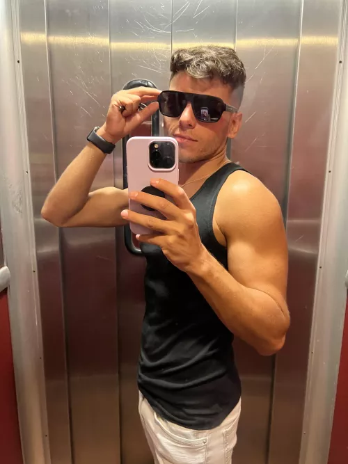 On my way to the beach, you coming?