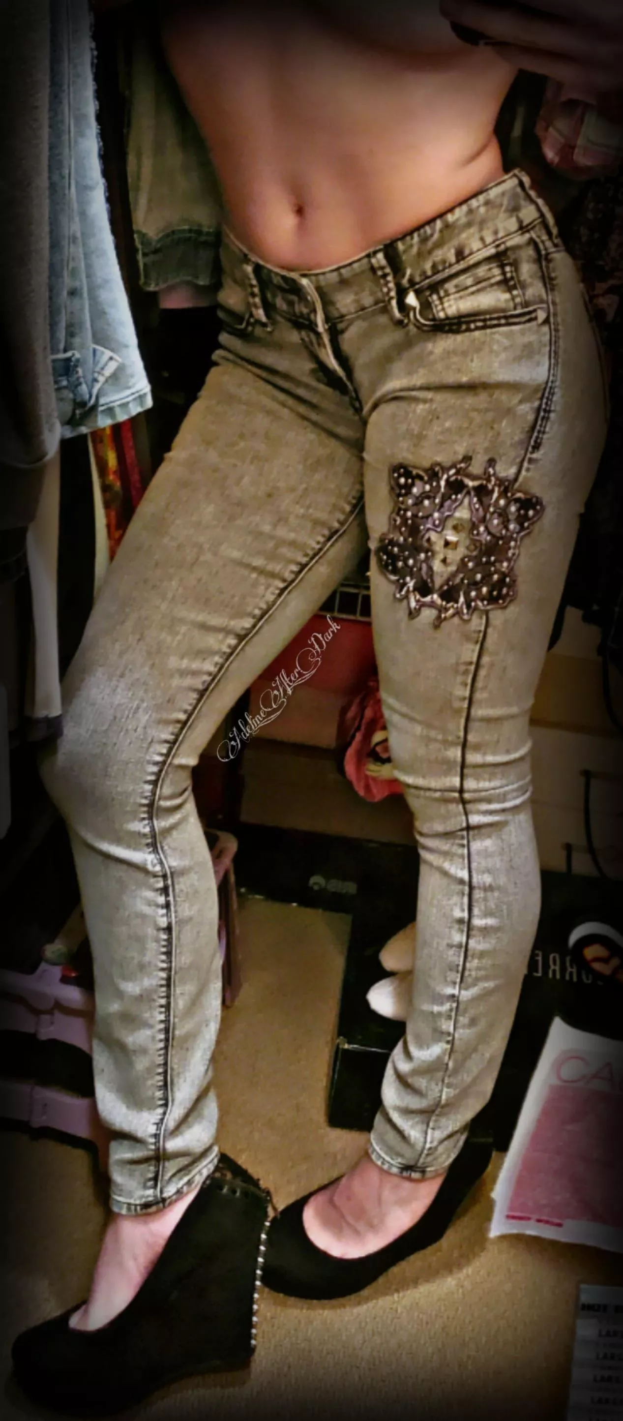 Skin-tight acid wash huggin some curves