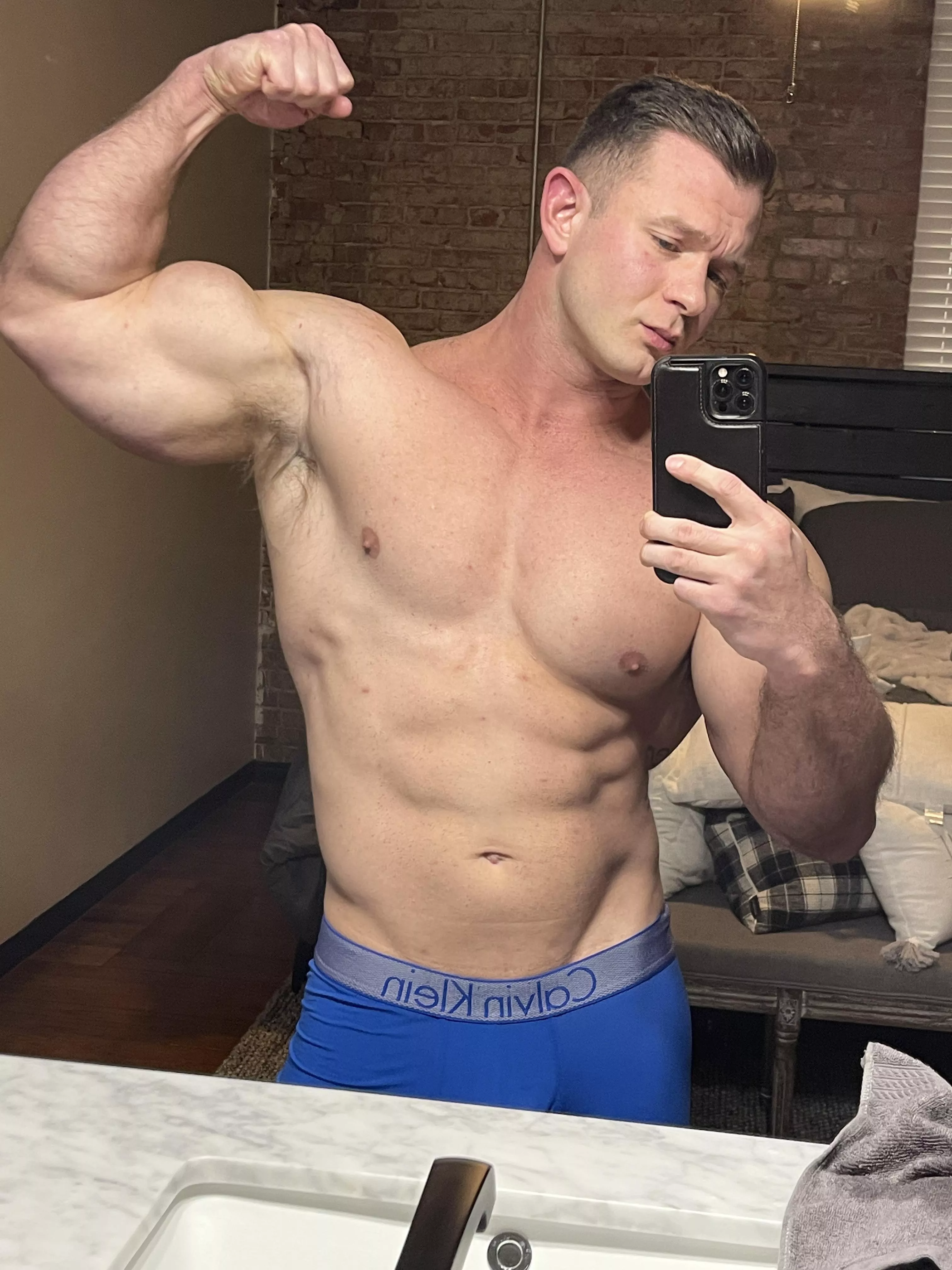 Sniff sniff.. that was gooood🥵