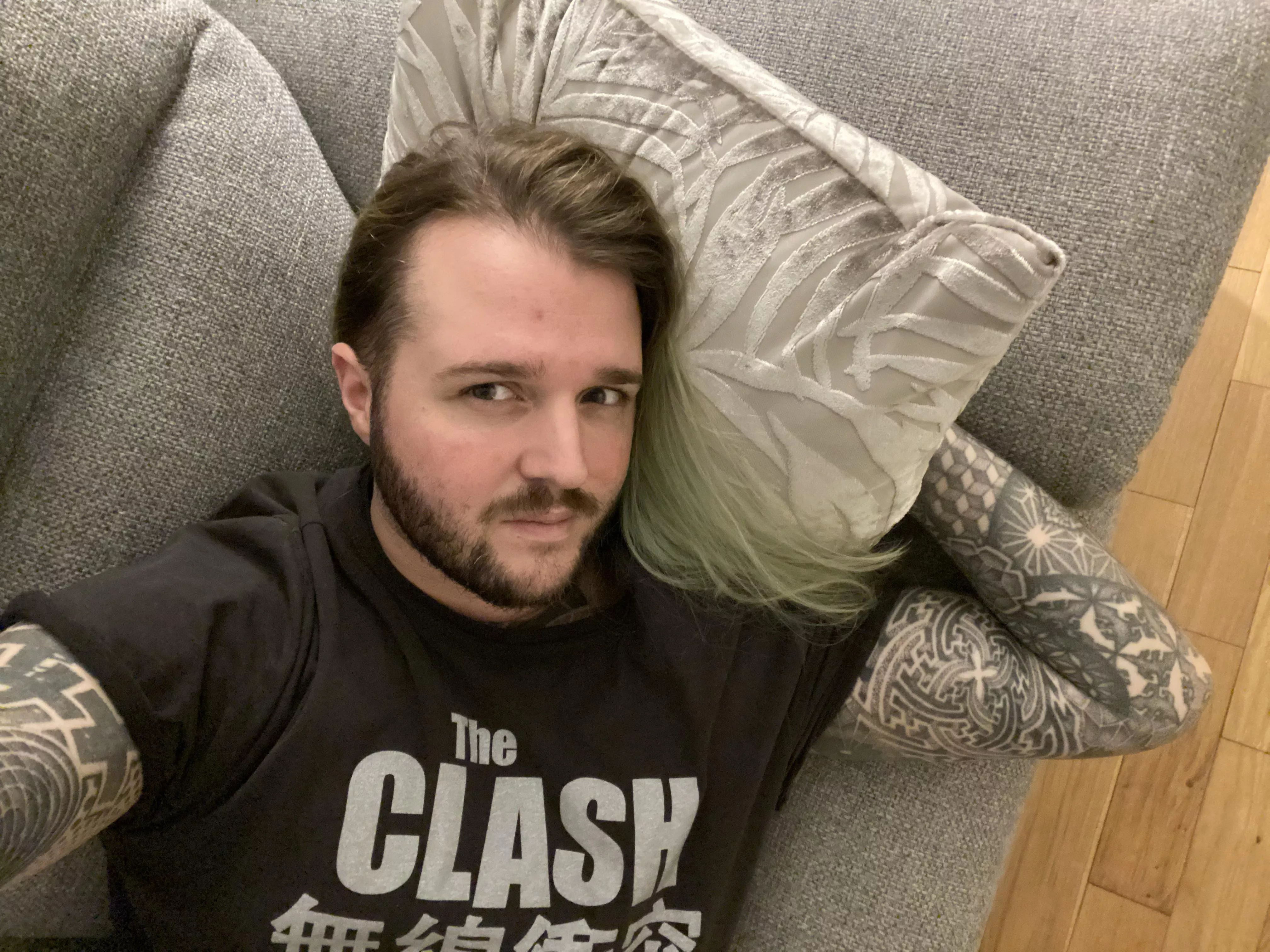 Sore from yesterday’s double feature of gym AND boot camp. Need cuddles