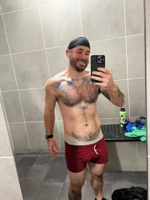 We are suppose to get hit with a few inches… of snow soon