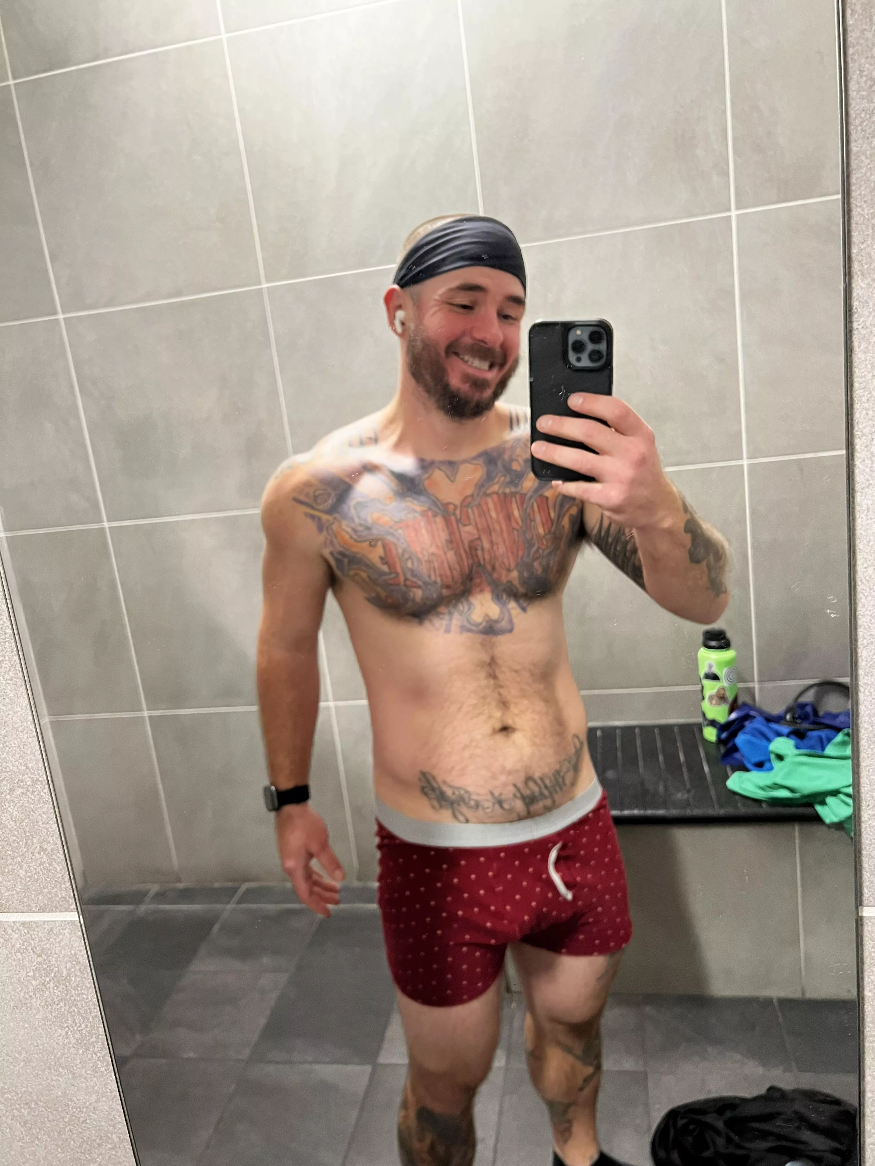 We are suppose to get hit with a few inches… of snow soon