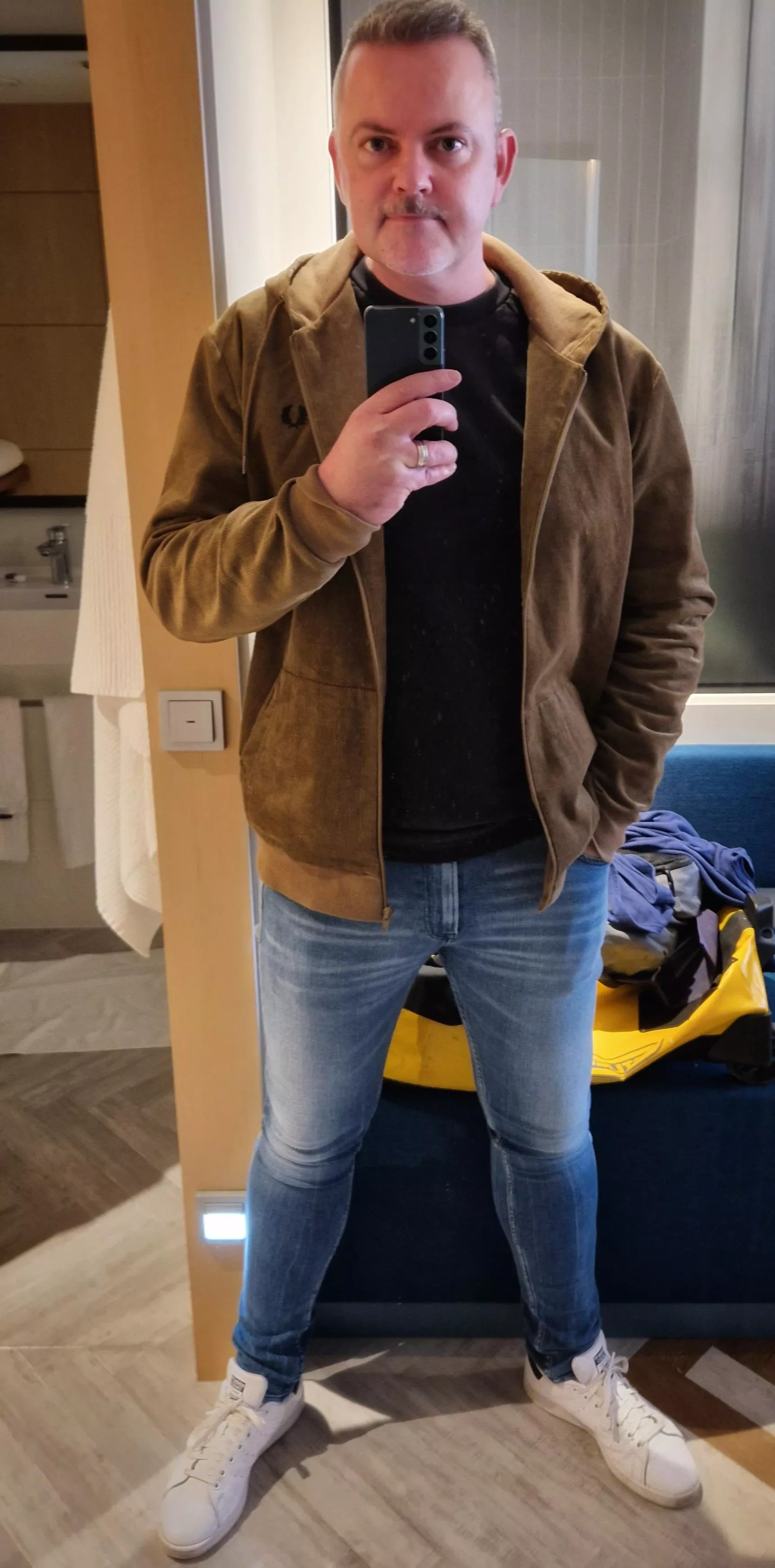 What do you say to my outfit?