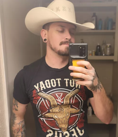 When Satanism meets rural Texas 😈🤠