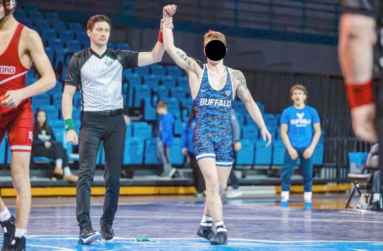 When you realize the loser (red singlet) is rock hard