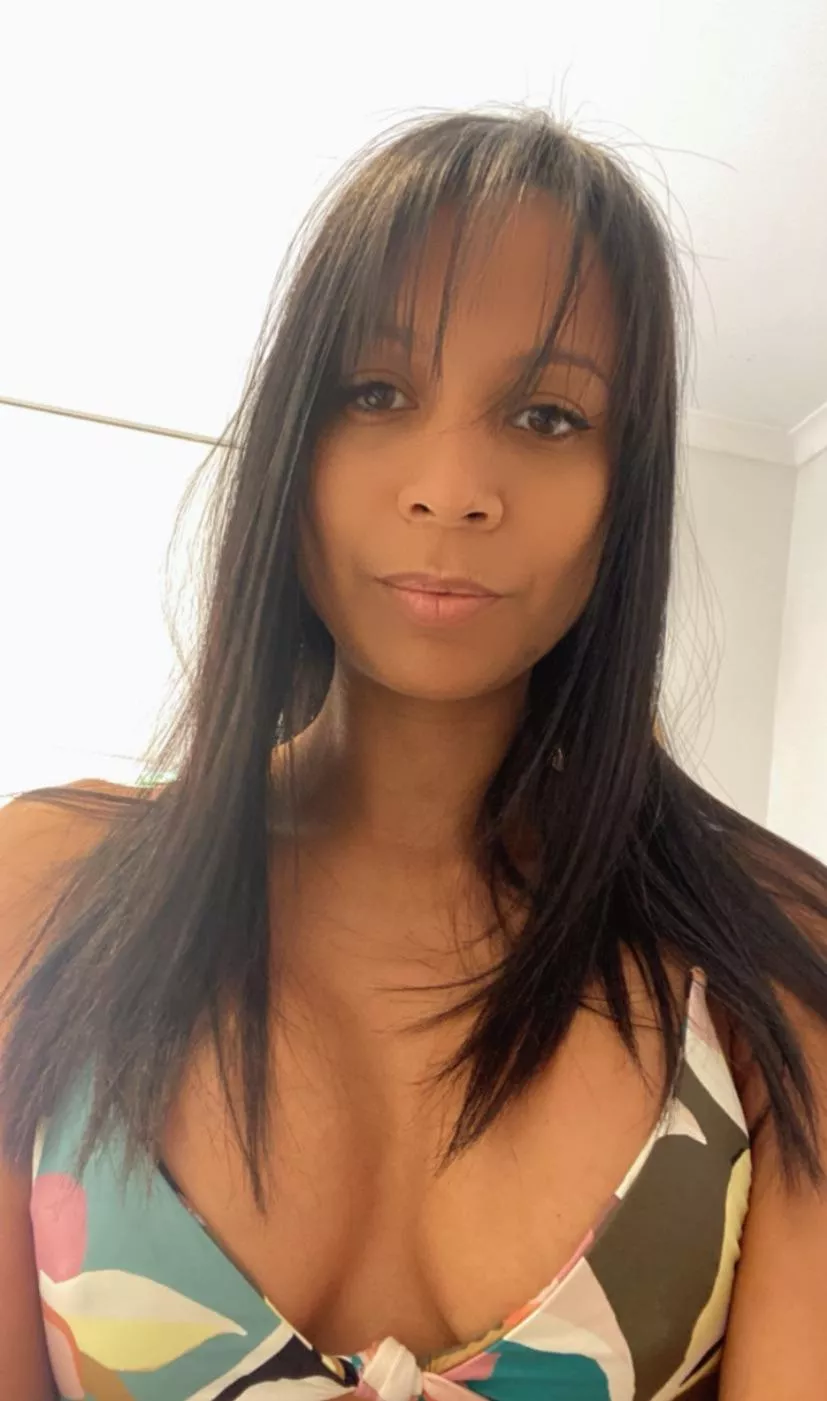 Would you take me on a date?