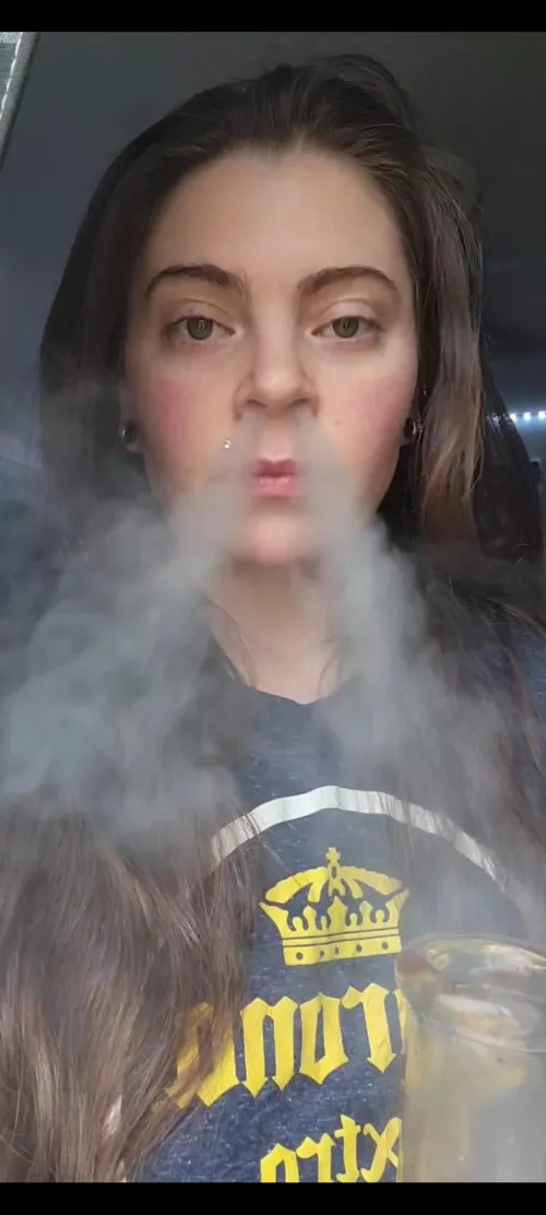 yes, she can out smoke you 😈💨