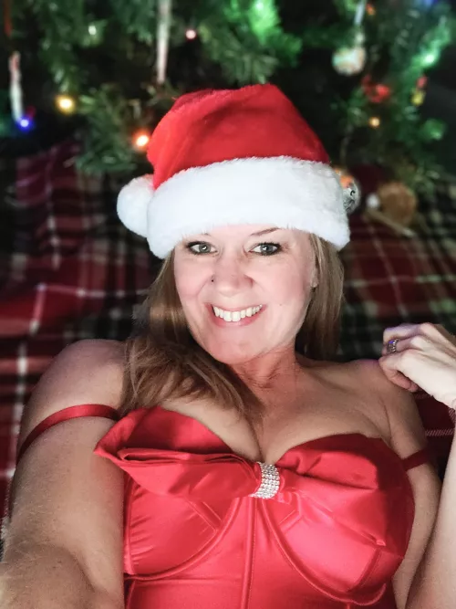 You’ll like the mistletoe down here better! [OC]