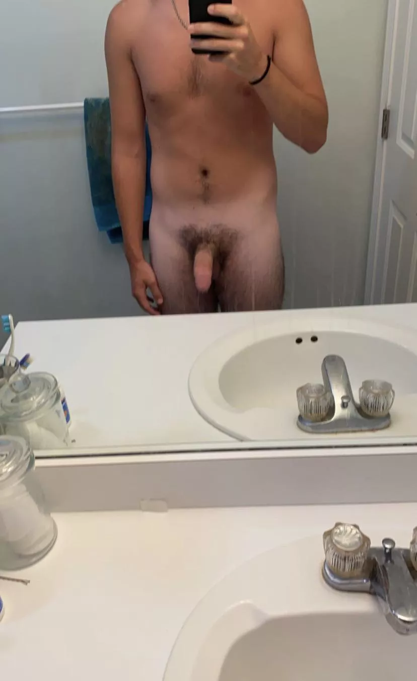19 looking for older ;) sc: crut8387