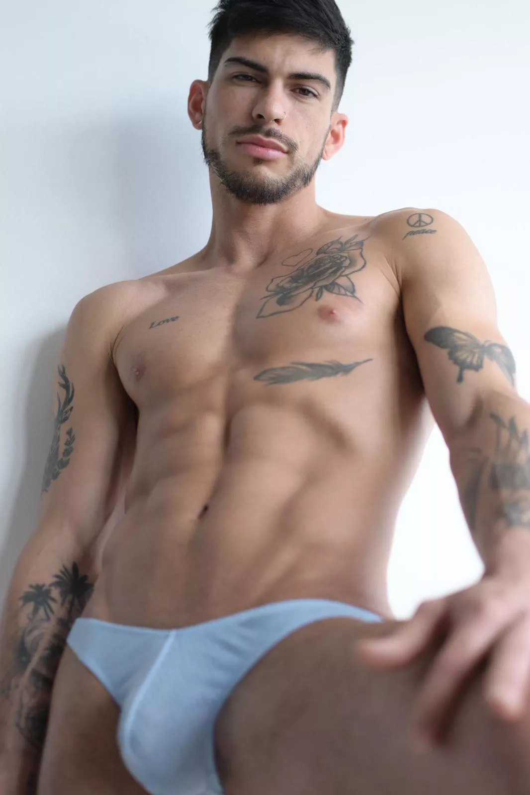 [21] Deserve your atention ?