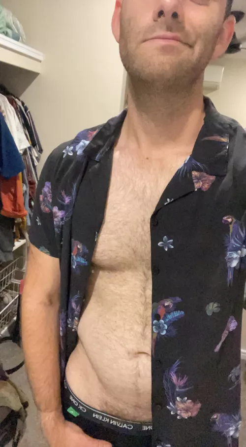 25 m hung Aussie guys here keen to chat with hot boys ;) add me and show face sc: adien2363