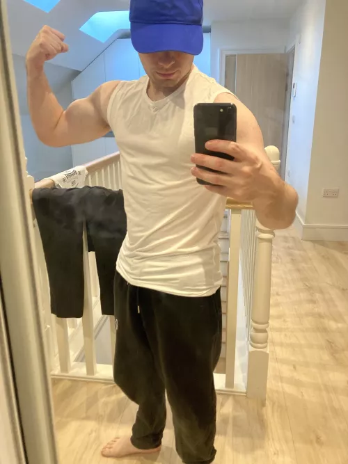 (25) Your bro came back from the gym