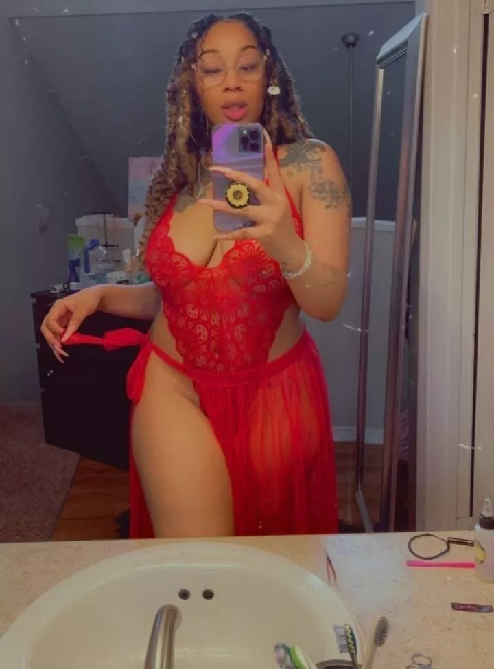 27[F4m] Am looking sexy I guess😍