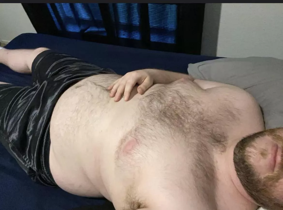 35 hopefully some ladies out there like guys like me.