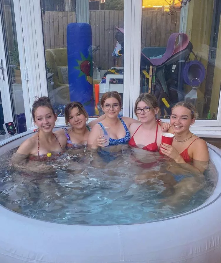 5 cute girls in a hot tub