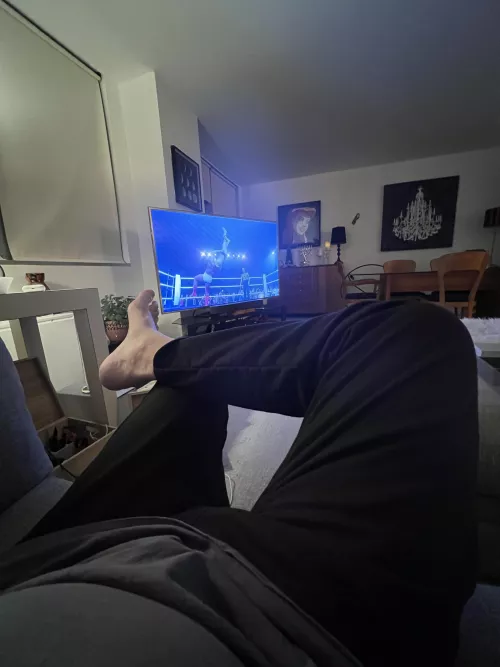 [66] Just chilling and thinking I’d be nice having a nice chat too…