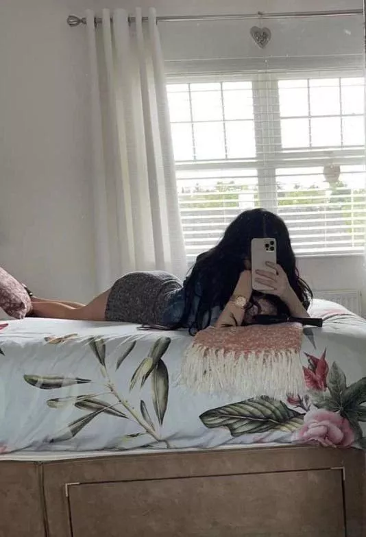 An ass on the bed