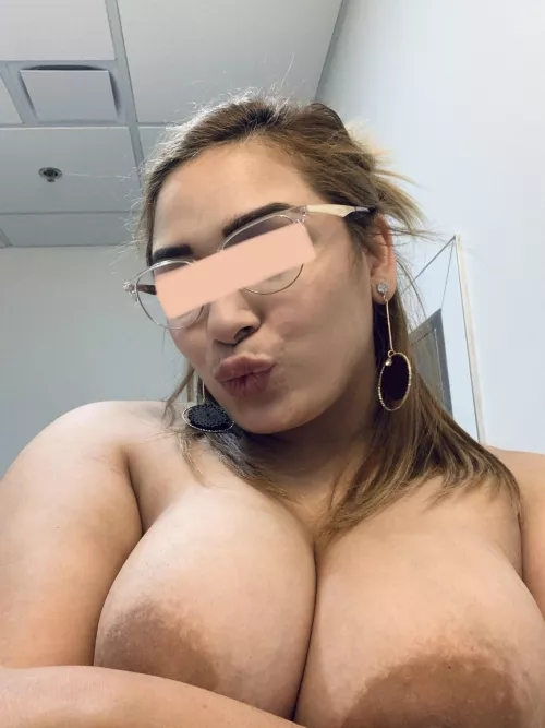 Are my lips dick worthy?