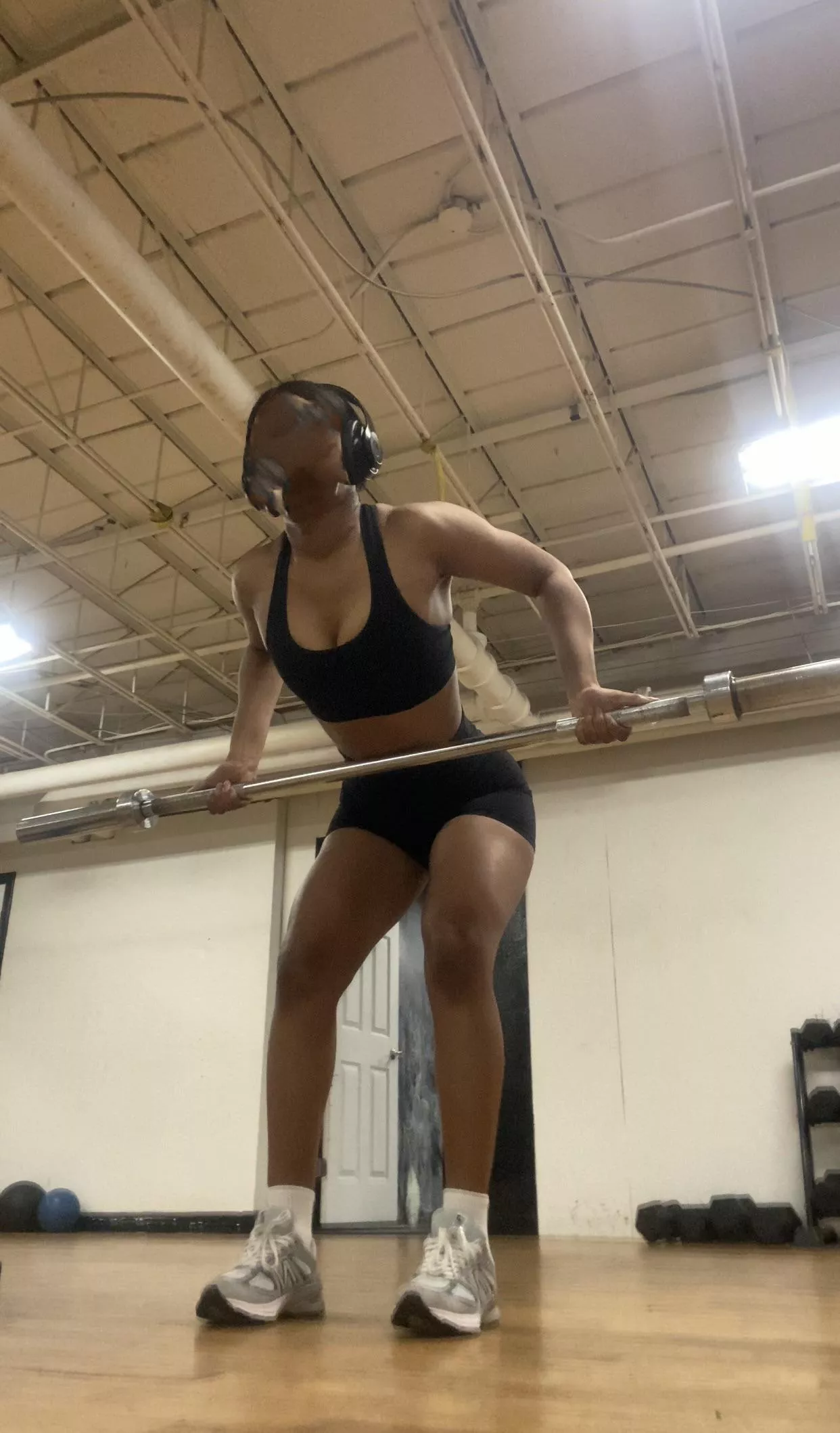 Can I be your gym crush? [F]