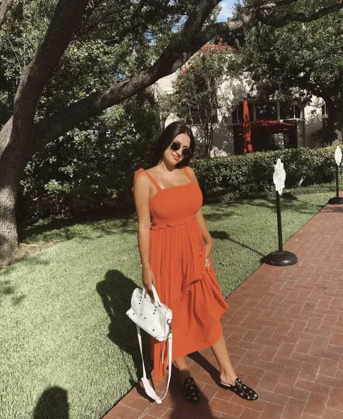 College Friend Filling Out Her Dress