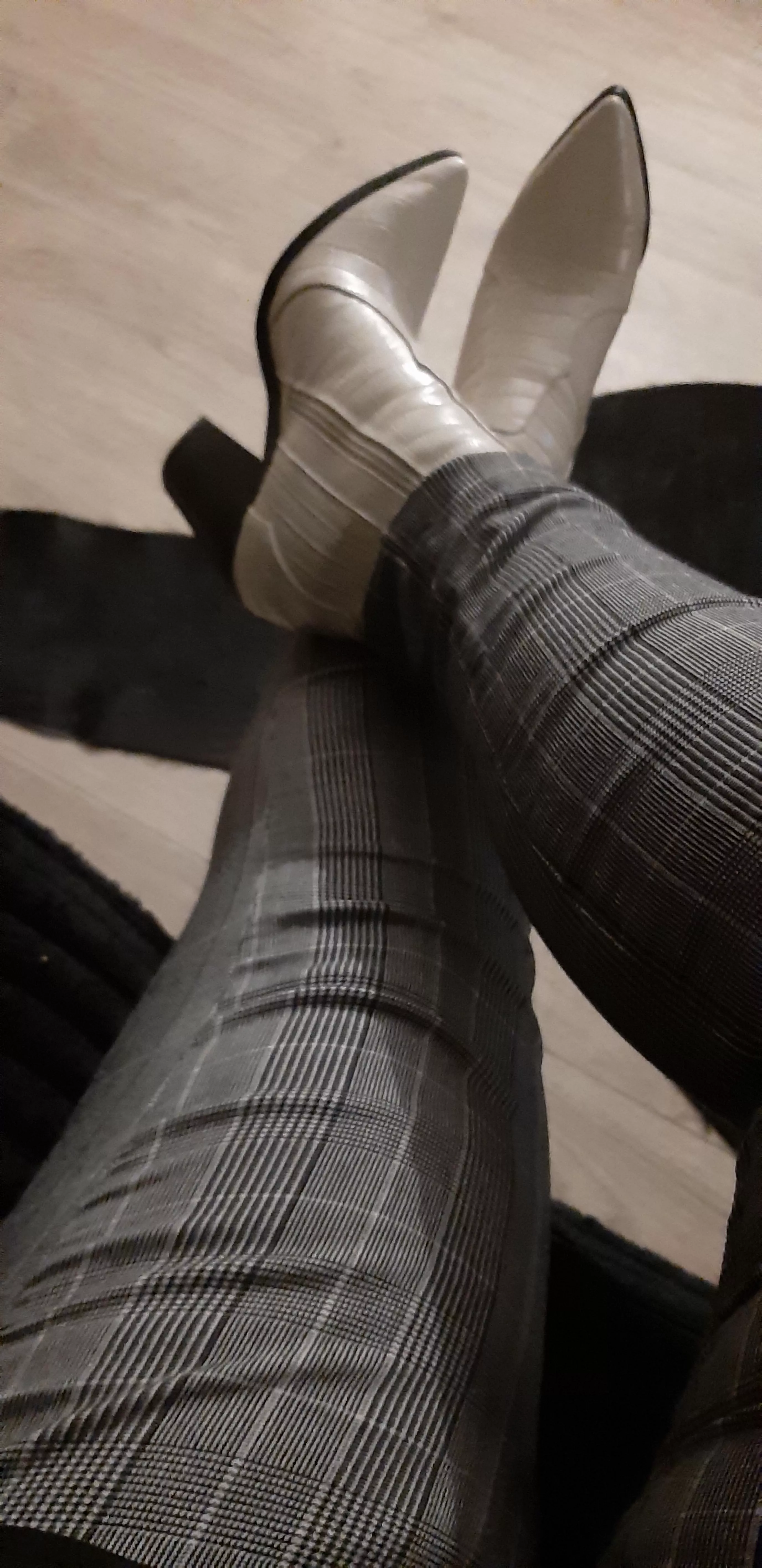 Cowboyboots with quite a heel this time