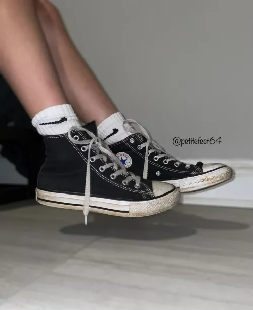 Do you think you could control yourself around my converse?😏