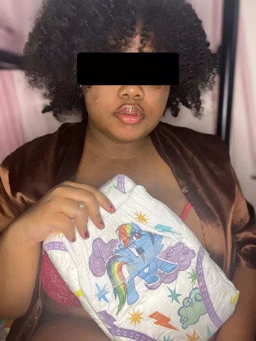 Feeling very Mommy lately💗 You letting me get you padded?