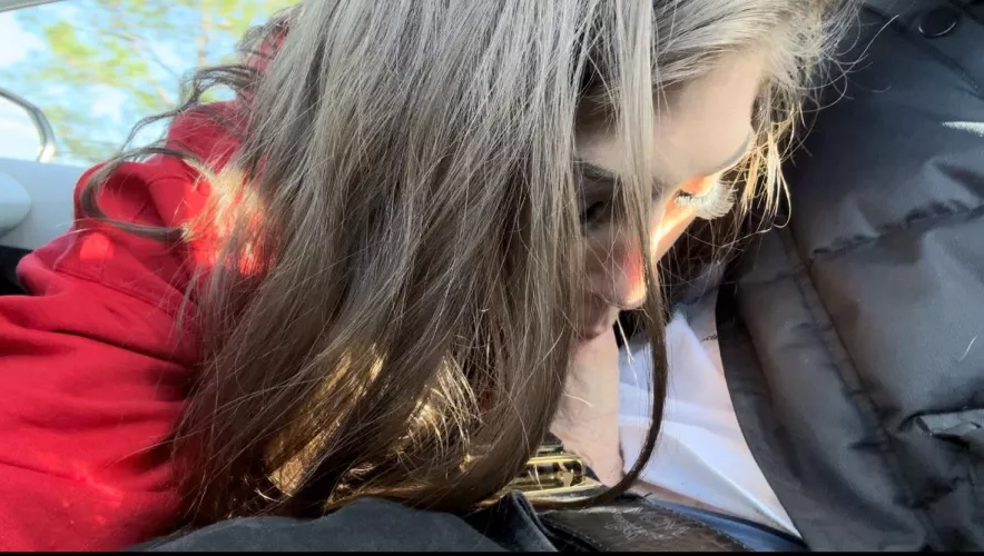 Gave my uber unbelievable head & he gave me a free ride💦🙈😈