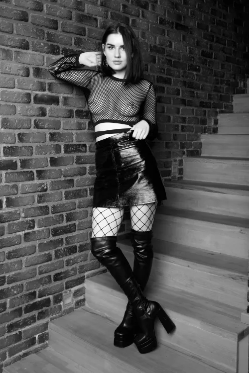 Getting so horny in this outfit