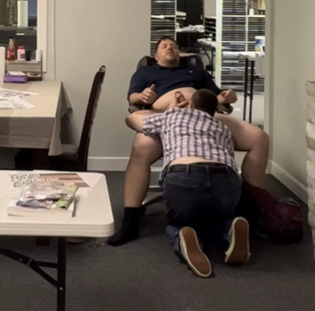 Had a married guy come over after all my coworkers left. Didn’t take him long to cum