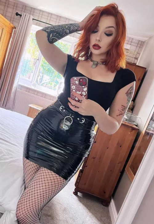 Have a lovely day simping! 😘