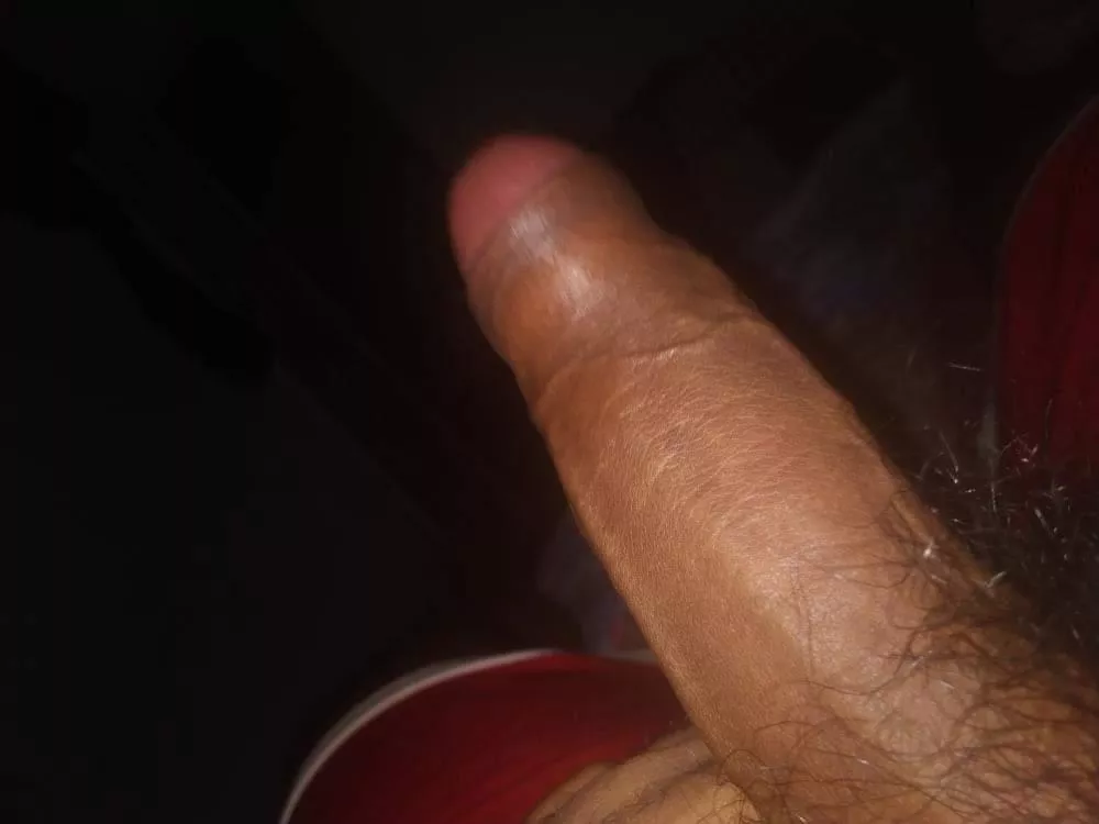 heyy y'all just me and my horny dick