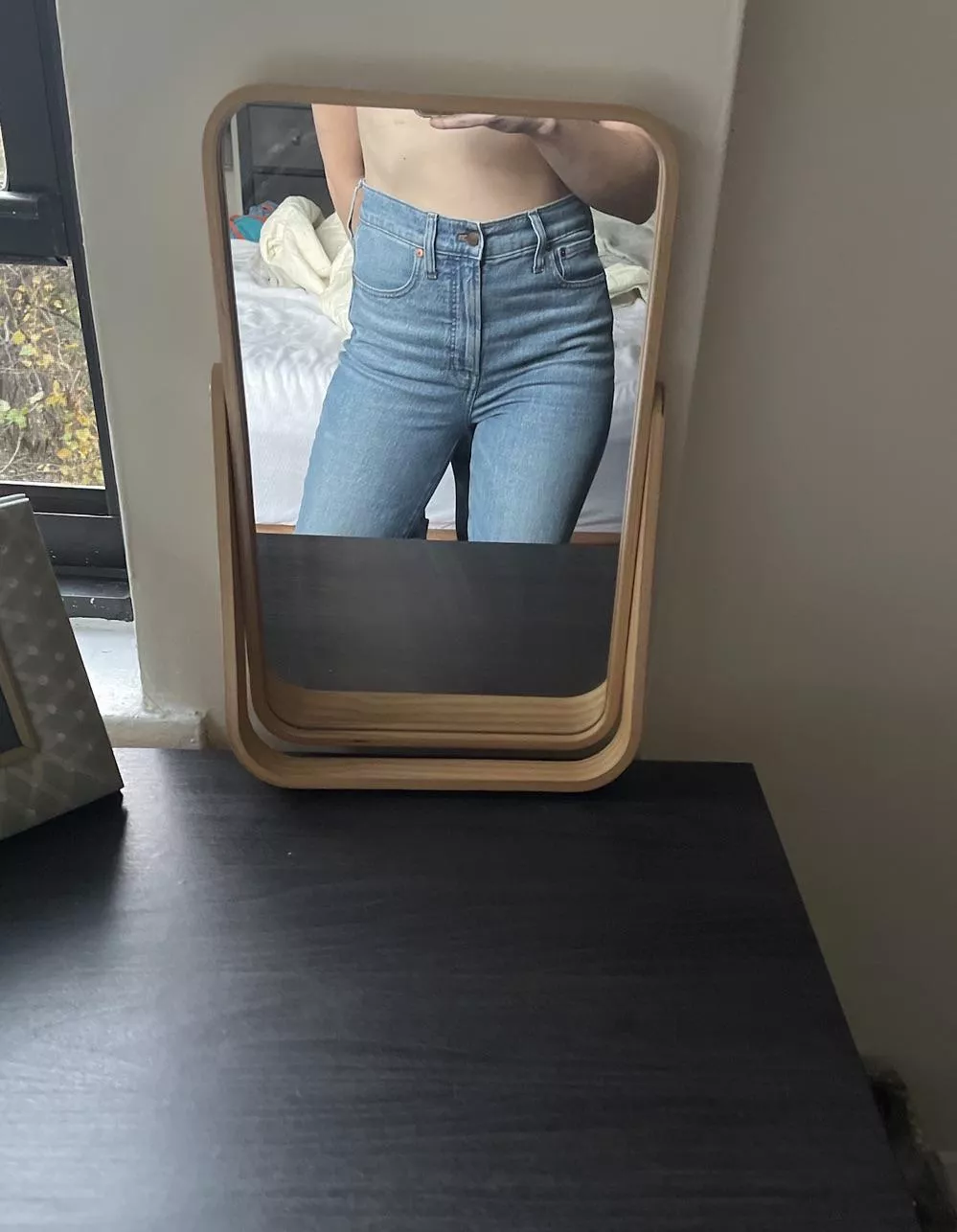 hip huggin’ blue jeans ;)