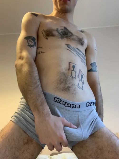 Hold it for me please, I bet will come in 2 minutes