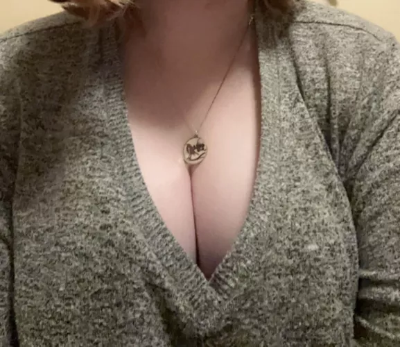 I give excellent hugs 🥰 [F22]
