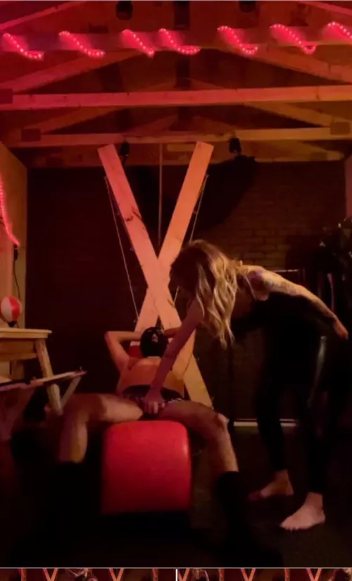 Im gonna squeeze your balls so hard in my small hands, they're gonna pop like pathetic balloons 🎈