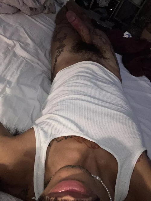 I’m tryna cum before I go to sleep