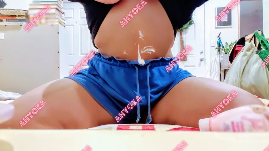 In a sticky mood tonight 💕