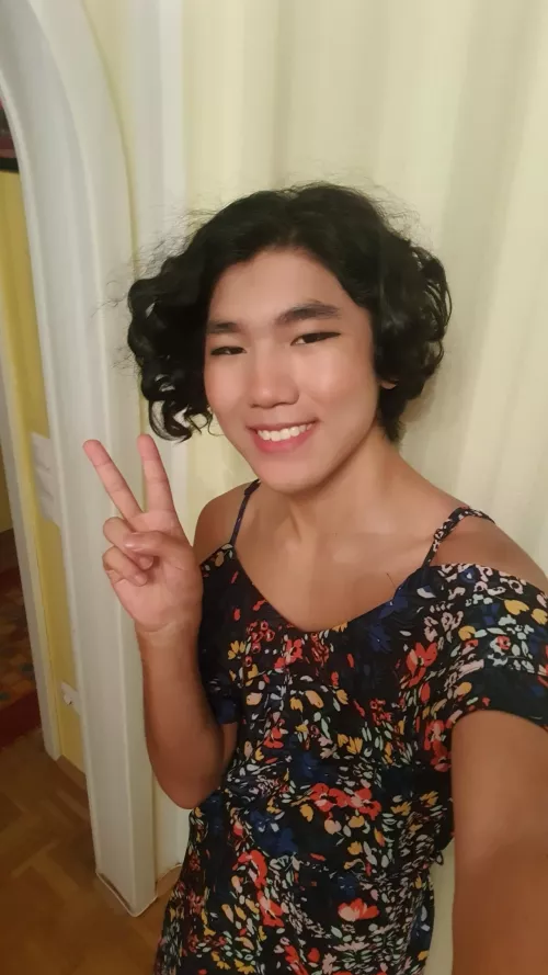 it's femboy friday :)