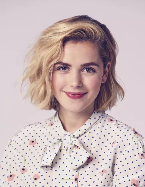 Kiernan Shipka needs some cum