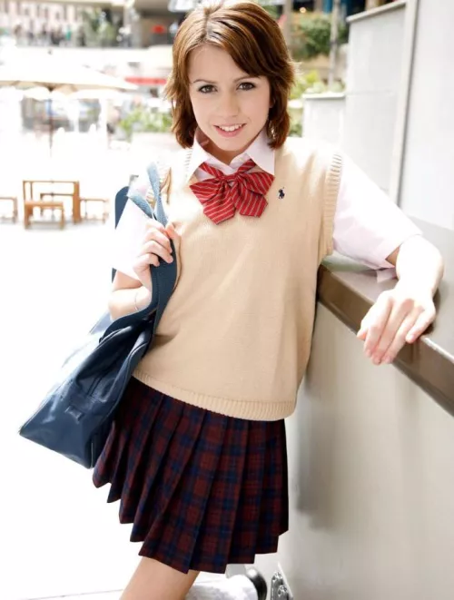 Lexi off to learn...