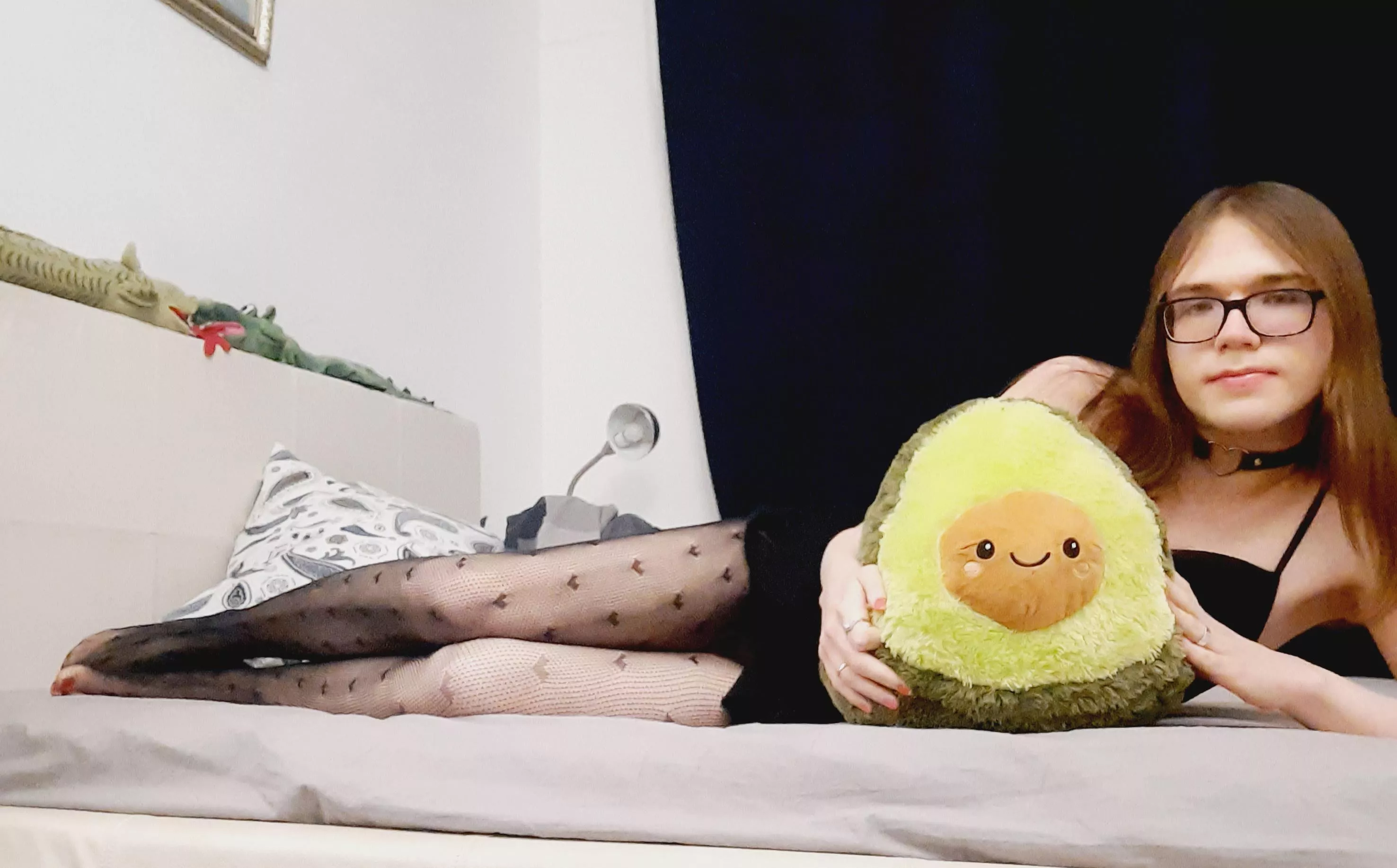 My Avocado🥑 and I🌸 wish you all a happy Friday ^.^