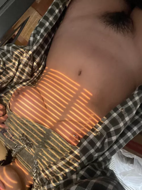 My bush is ready to get wild with you all weekend long 🖤😈😜