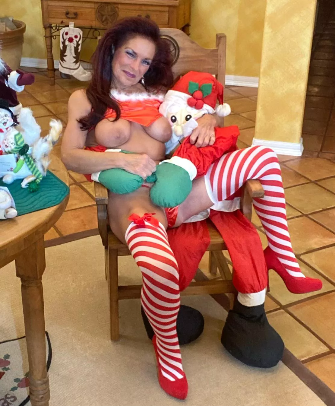 Naughty Santa!! 🎅😈62 (f)