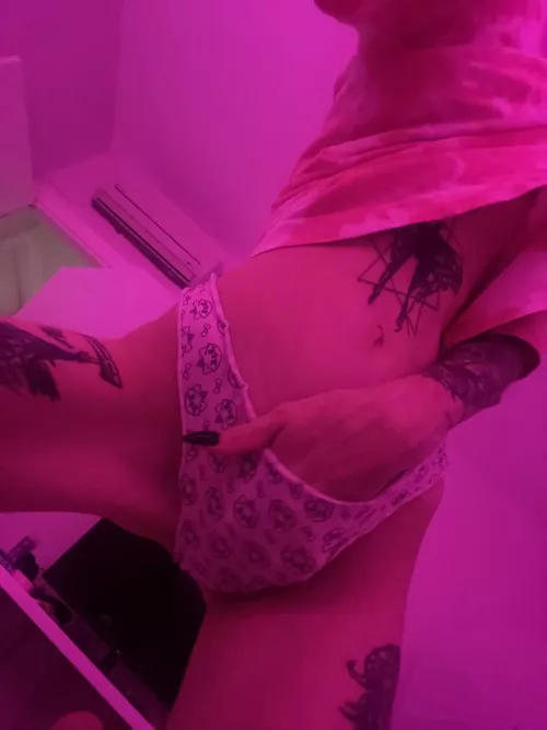 Sooo pretty panties don't you?