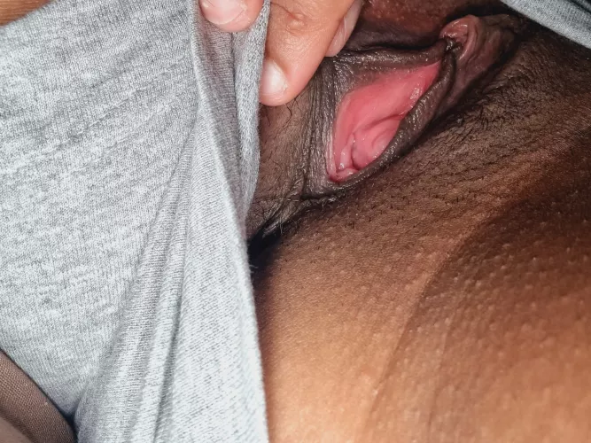 Sweet little surprise (F)