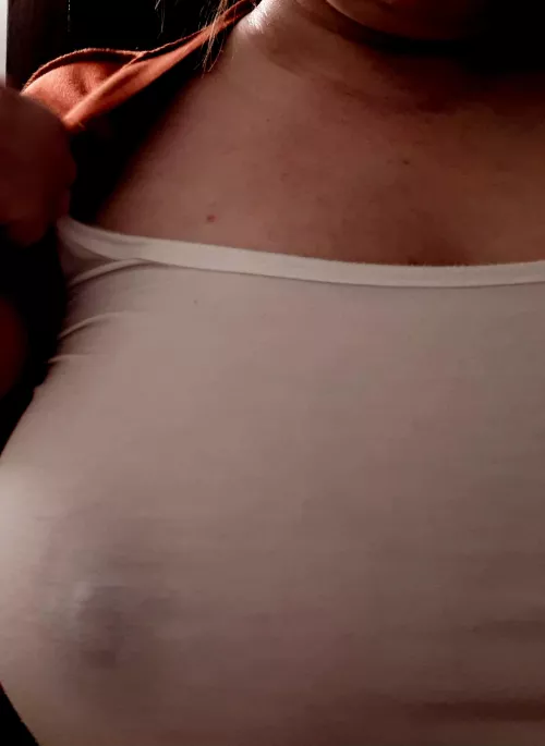 THE milf knows what Santa wants 🔥