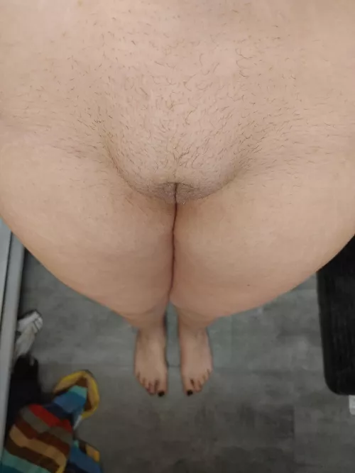 Thick thighs and a tiny bush!